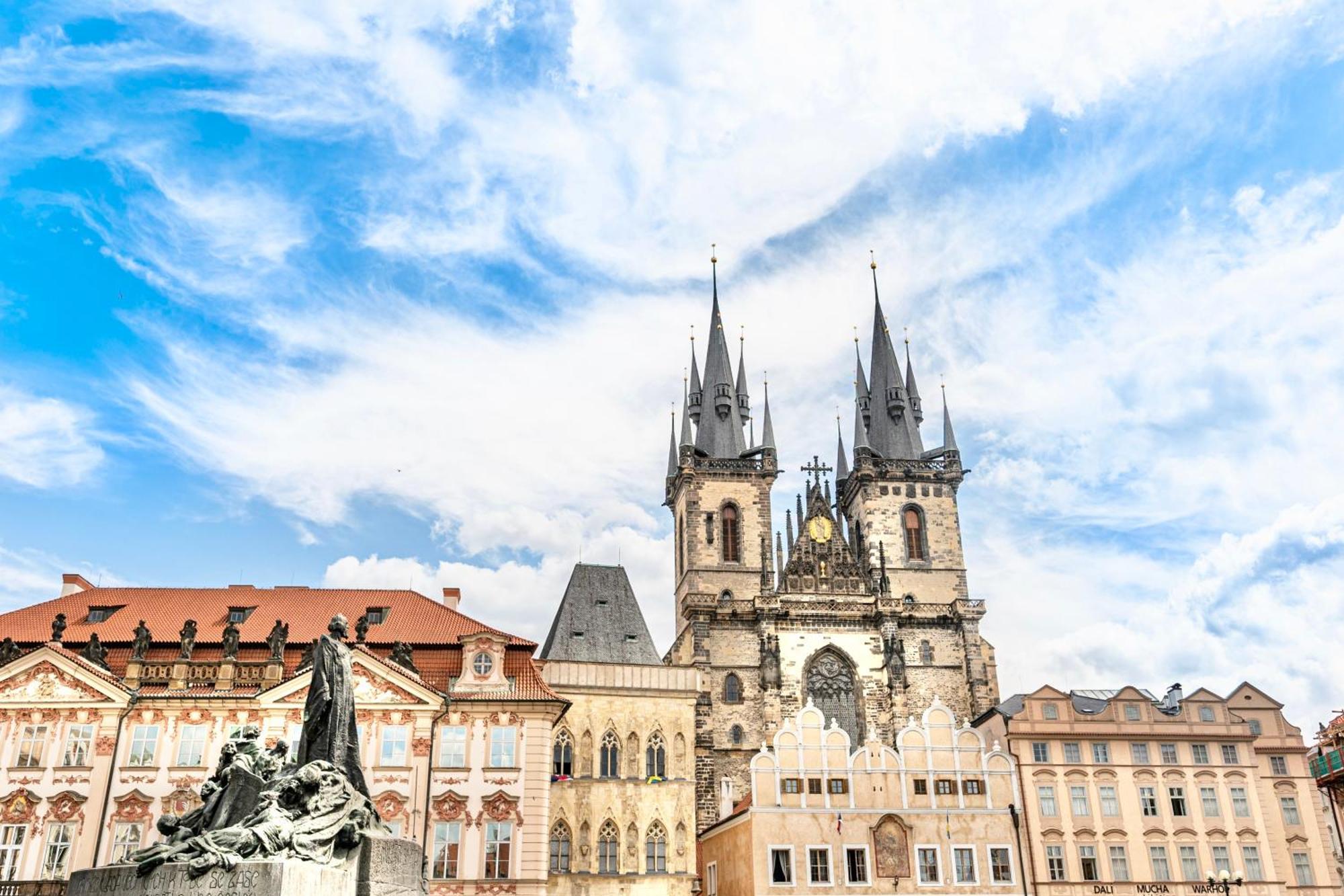 The Old Town Square & Parizska Apartments Prag Eksteriør billede
